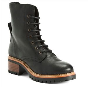 NWT Bertuchi Leather Lace Up Boots on SALE